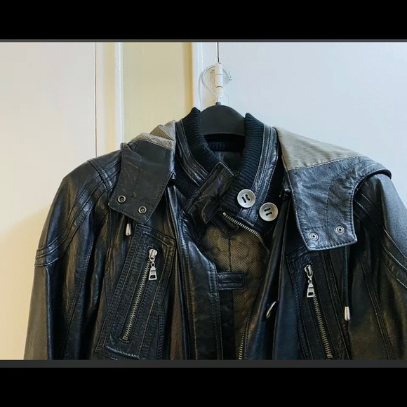 Danier long Leather Jacket with quilted lining - Picture 2 of 9